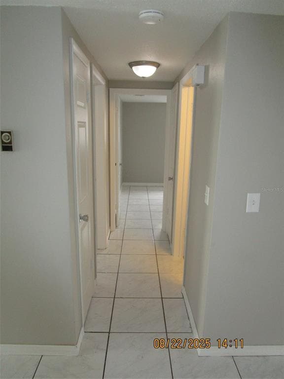 Building Photo - 1155 Royalwood Dr