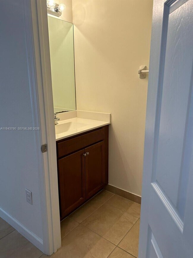 Building Photo - 9332 W 33rd Ln