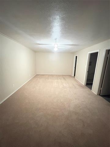 Building Photo - 2622 Custer Pkwy