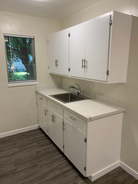 Building Photo - 16 Pacheco St