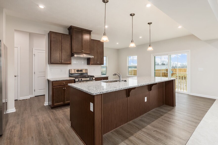 Building Photo - 303 Wyman Lk Dr