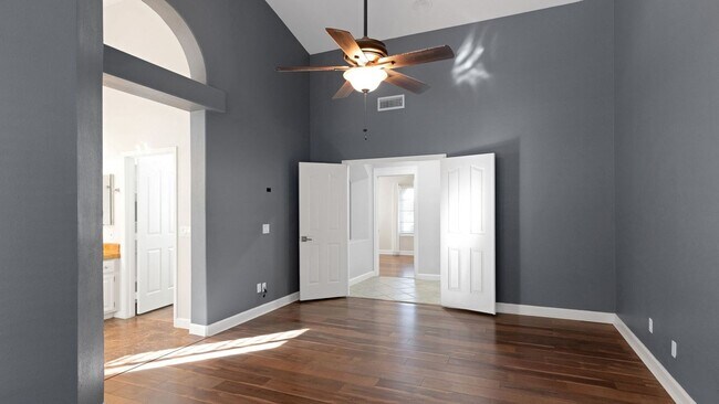 Building Photo - eautifully Upgraded Home on a Prime Corner...