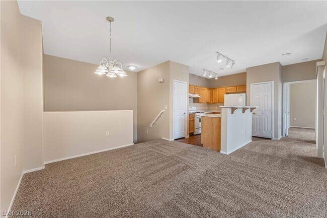 Building Photo - 6170 E Sahara Ave