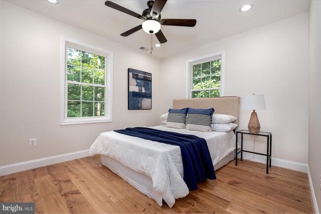 Building Photo - 1400 Lower View Ct