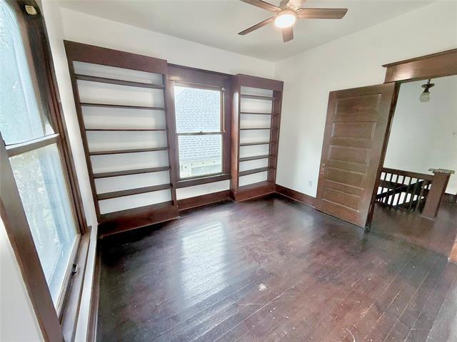 Building Photo - 517 W Hull St