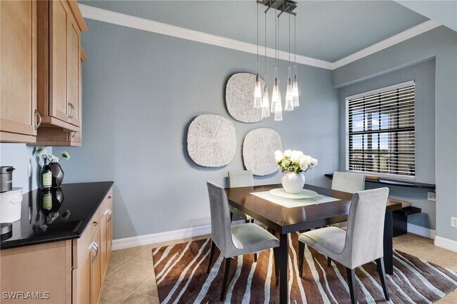 Building Photo - 10721 Mirasol Dr