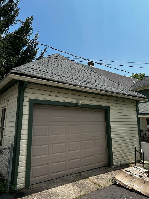 Building Photo - 807 N Irving Ave