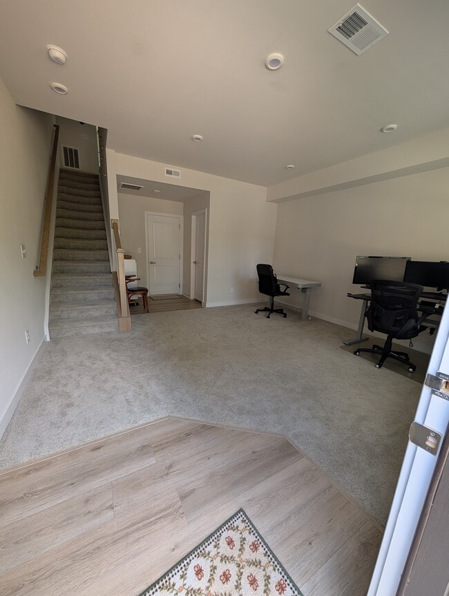 Building Photo - 460 Spearfield Ln