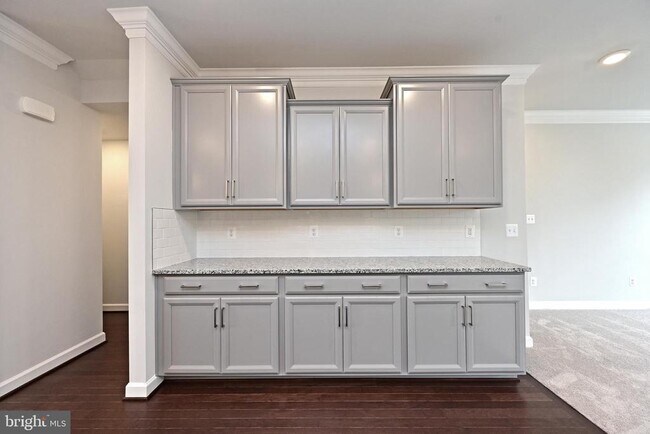 Building Photo - 4404 Fair Lakes Ct