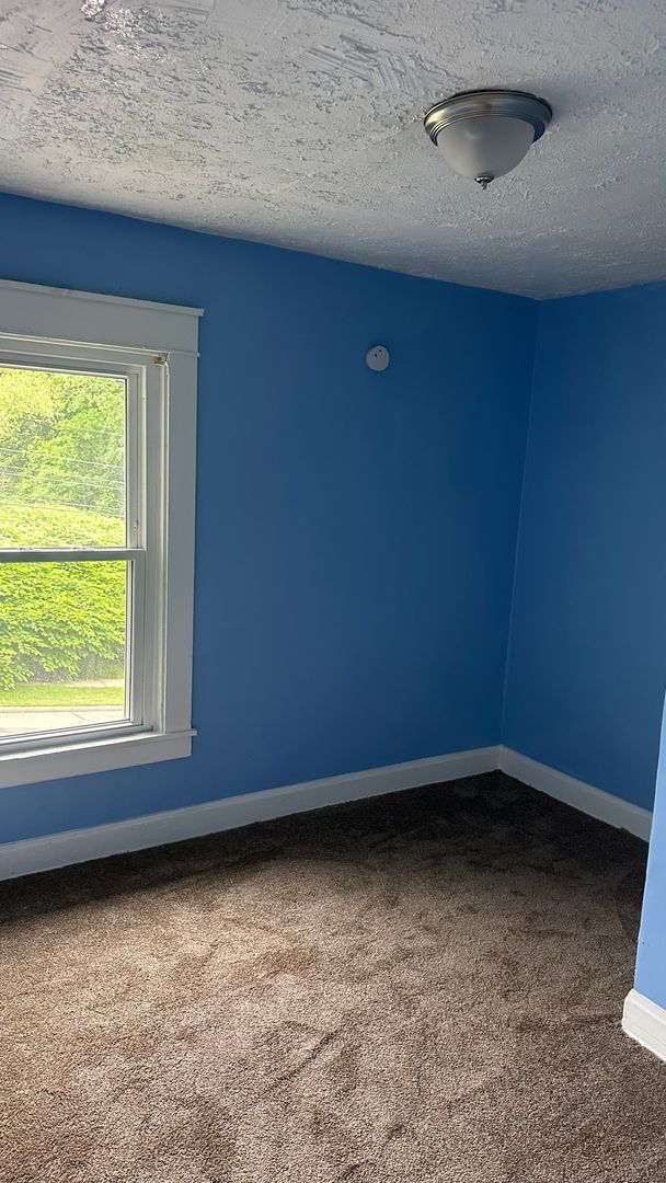 Building Photo - House ready rent!