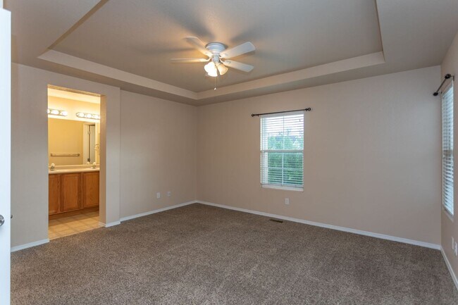 Building Photo - Beautiful 3-Bedroom Home Near Powers Corridor!