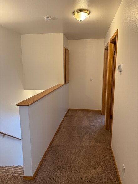 Building Photo - 90 S Grover Pl