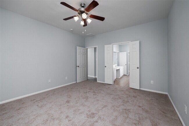 Building Photo - 14 Barker Ridge Ct