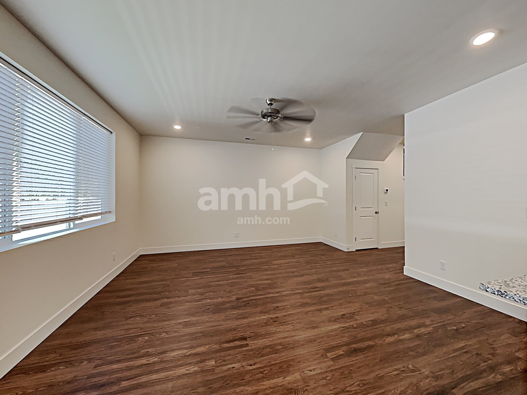 Building Photo - 12405 83rd Ave E