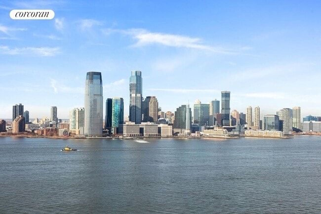 Building Photo - 10 Little W St