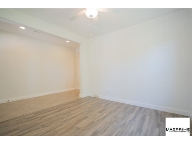 Building Photo - Experience the Allure of Vistancia Village in This Exquisite 3/3 Home in Peoria