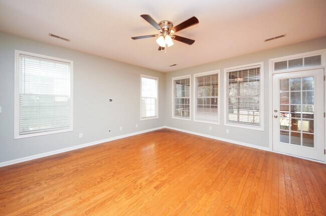 Building Photo - Beautiful Home in Wescott Plantation