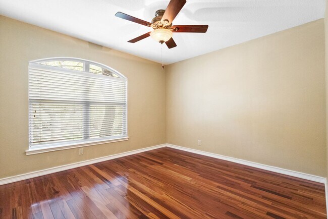 Building Photo - 2538 Somerall