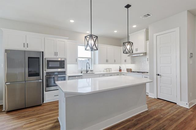 Building Photo - 1704 Terrace Way