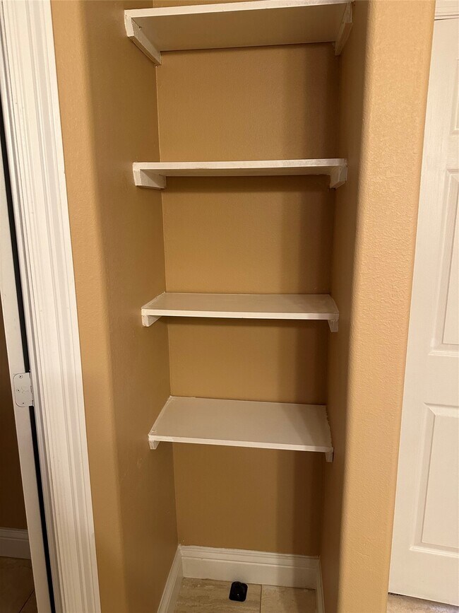 Building Photo - 205 Rue Orleans St