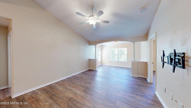 Primary Photo - 7800 Point Meadows Dr