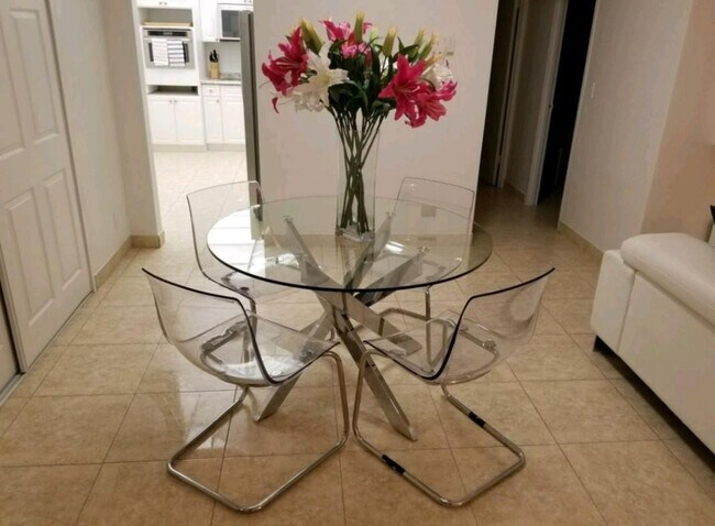 Building Photo - 3801 S Ocean Dr