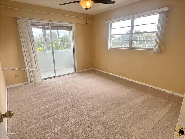 Building Photo - 248 Brighton F