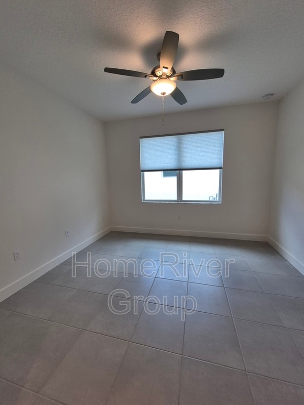 Building Photo - 11396 SW Willow Ln