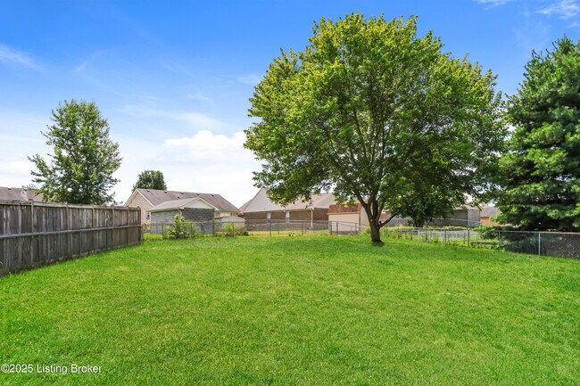Building Photo - 8816 Persistence Dr