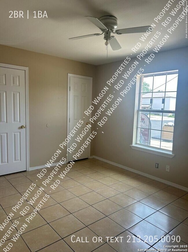Building Photo - 7637 Windsor Oaks