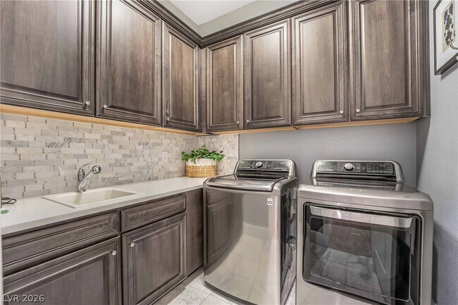 Building Photo - 3084 Amoruccio Ct