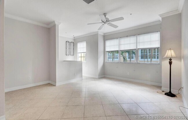 Building Photo - 133 Harbors Way