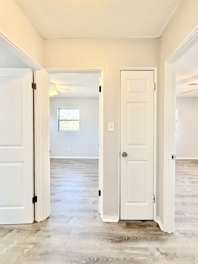 Building Photo - 5396 68th Way N