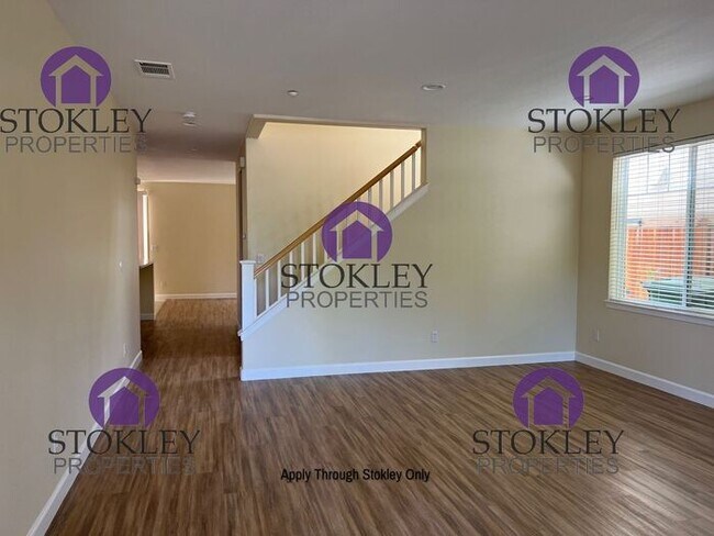 Building Photo - Stokley Properties Presents 458 Chestnut S...