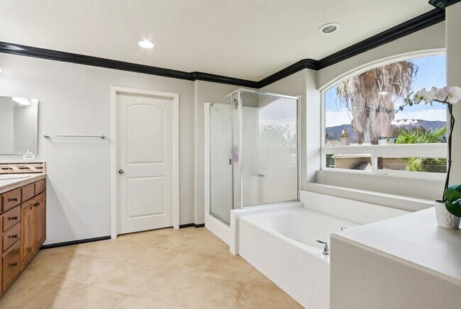 Building Photo - 34213 Clovis Way