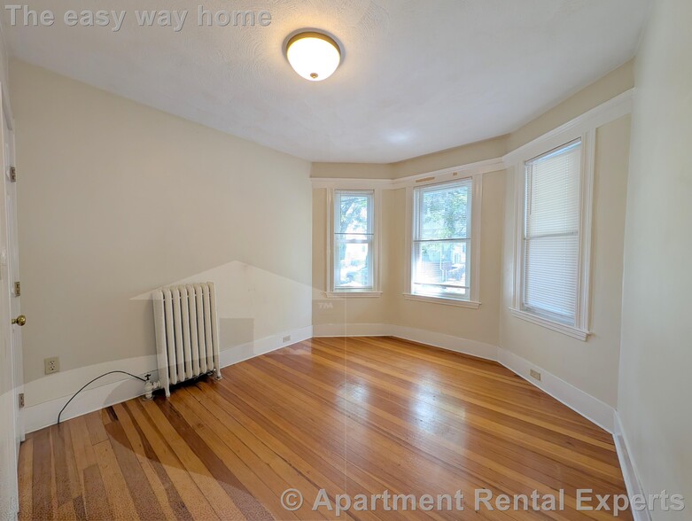 Building Photo - 81 Conwell Ave
