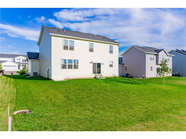 Building Photo - 1574 Edgebrook Ln