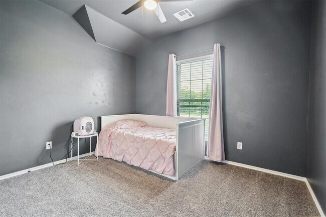 Building Photo - 104740 Pimlico Pass
