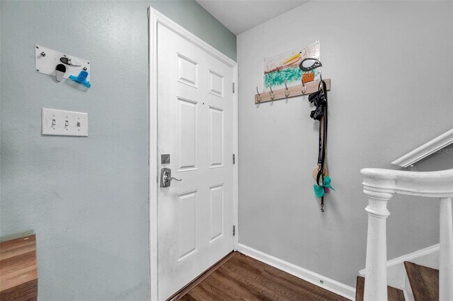 Building Photo - 4768 Coquina Key Dr SE