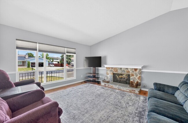 Building Photo - 1788 E Tramway Dr