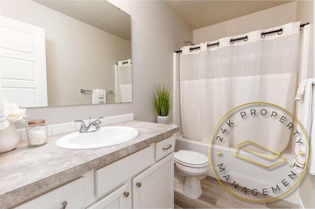 Building Photo - 6448 S Festival Ave