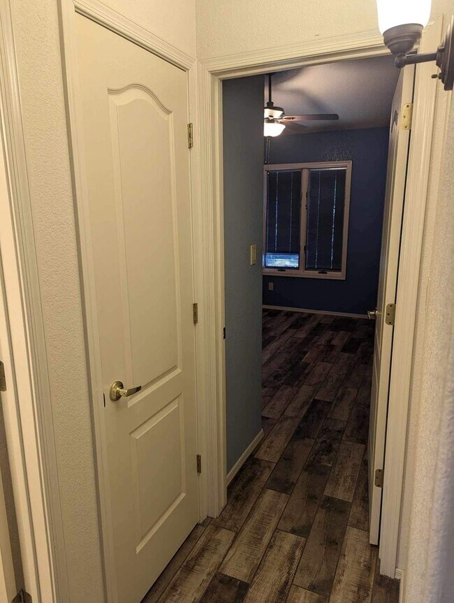 Building Photo - Large 3 bedroom with 3 car garage