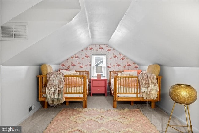 Building Photo - 208 N Lancaster Ave