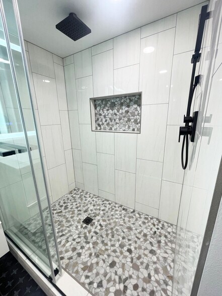 Master Suite 1 Full Bath - 491 S Otis St