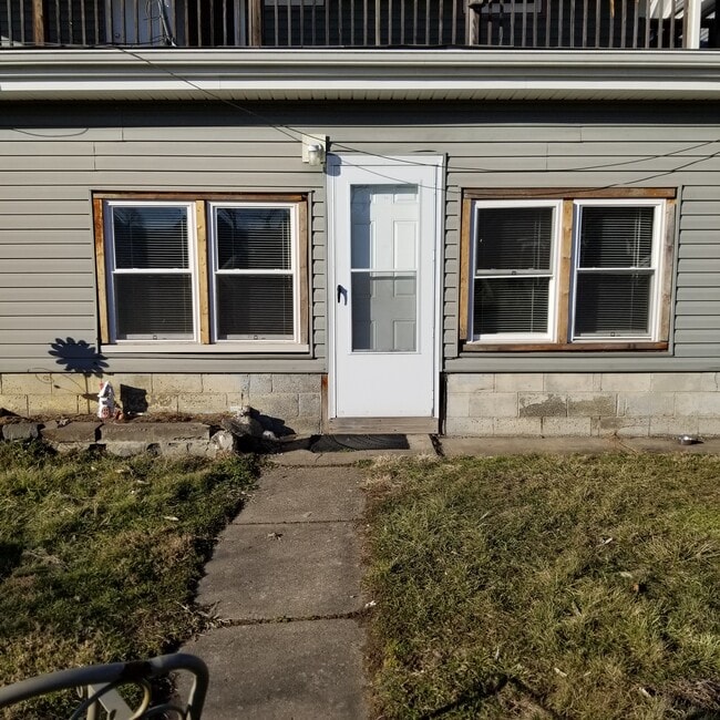 Primary Photo - 1308 W Front St