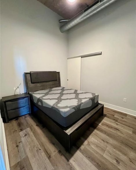 Building Photo - 4100 Forest Park Ave