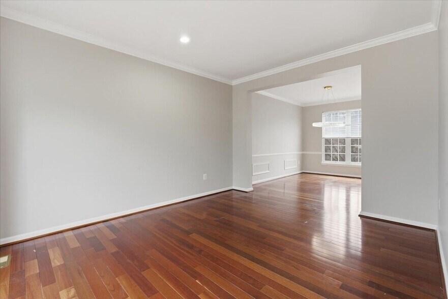 Building Photo - 3168 Tulip Tree Pl