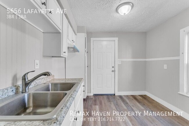 Building Photo - 5656 Lafayette Ave