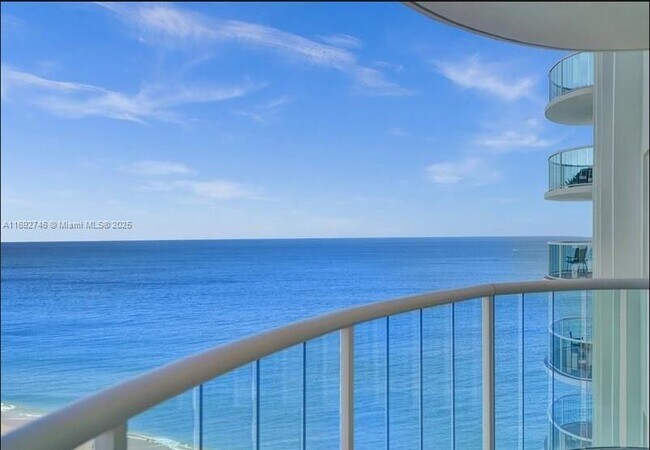 Building Photo - 3410 Galt Ocean Dr