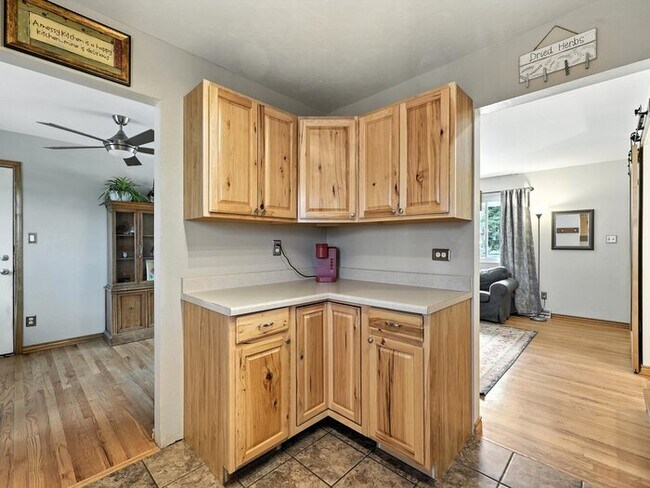 Building Photo - 1512 Keaton Ln